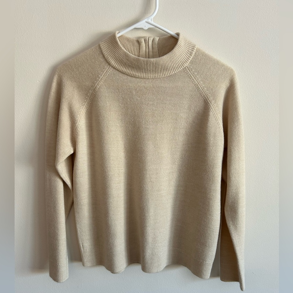 cream multi season knit size PS